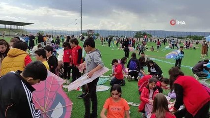 Çevre Haftası'nda uçurtmalar gökyüzünü süsledi