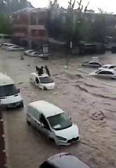 سيول تجتاح العاصمة التركية انقرة - -