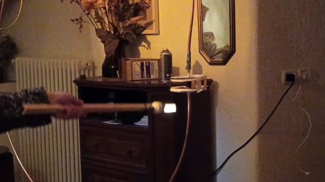 Differenza campo elettrico e campo magnetico difference between electric field and magnetic field