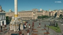 Guerra in Ucraina: Kiev respira, riaprono cinema e teatri