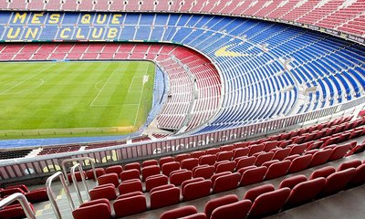 برشلونة يحوّل ملعب "كامب نو" إلى ساحة لحفلات الزفاف