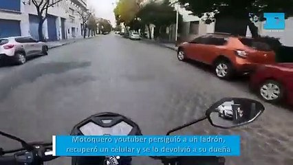 Motoquero youtuber persiguió a un ladrón, recuperó un celular y se lo devolvió a su dueña