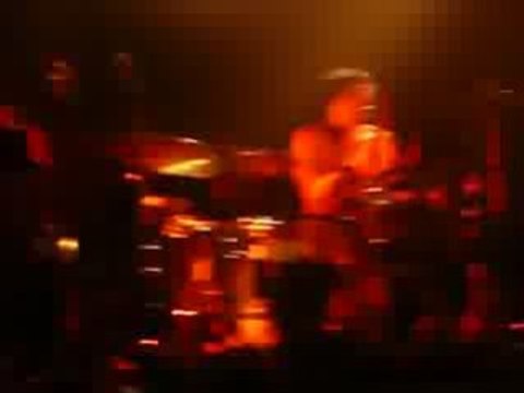 QOTSA Someone's In The Wolf part1 Den Atelier, Luxembourg