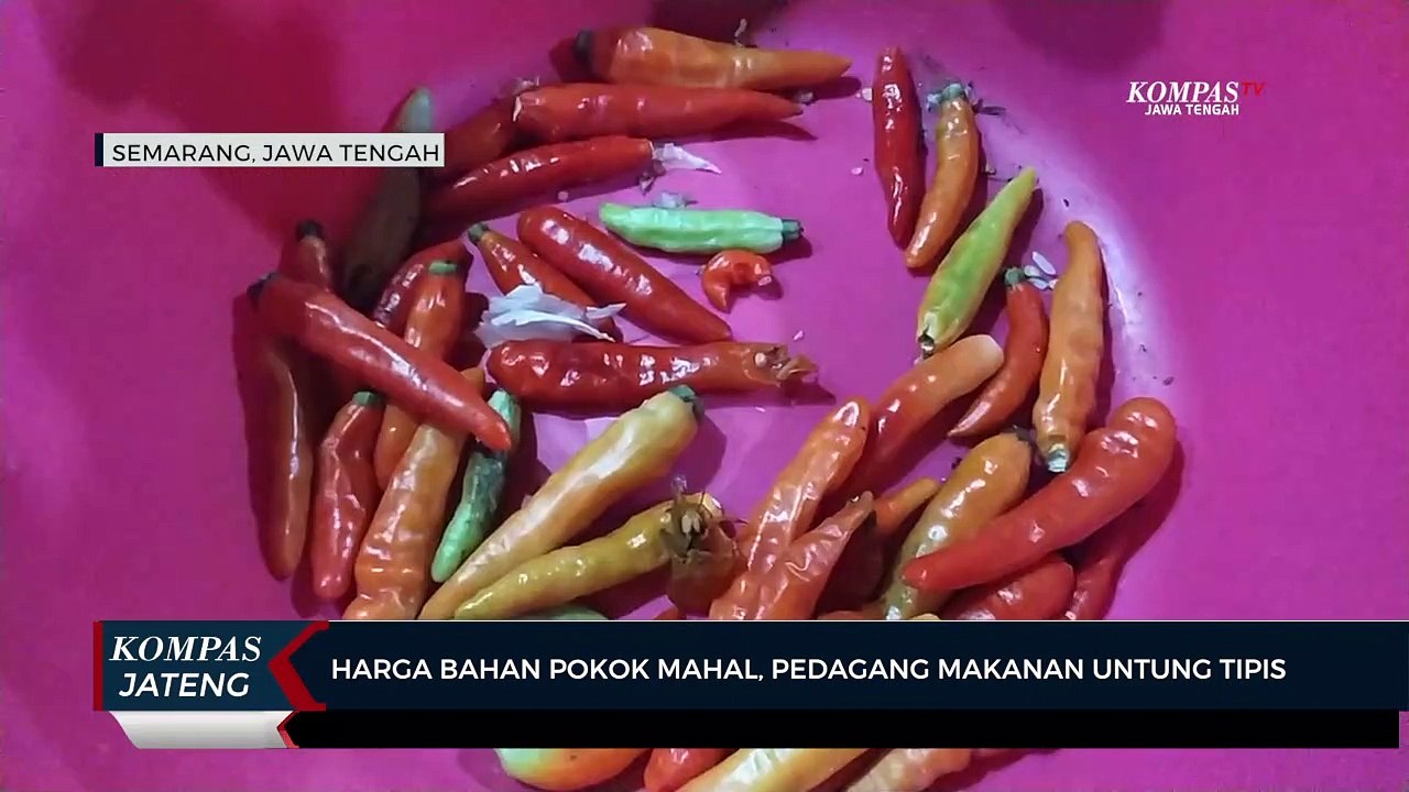 Harga Bahan Pokok Mahal, Pedagang Makanan Untun...