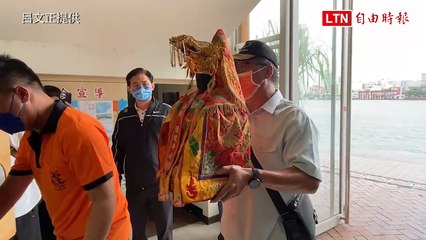 奉天宮媽祖分靈太平島  搭海巡艦1600公里跨海「返嘉」回鑾 (呂文正提供)