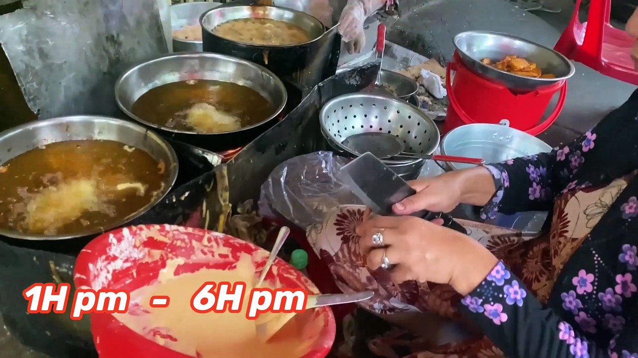 NHÀ HAI LÚA | 100K ĂN GÌ Ở CHỢ XÓM CHIẾU, QUẬN 4?