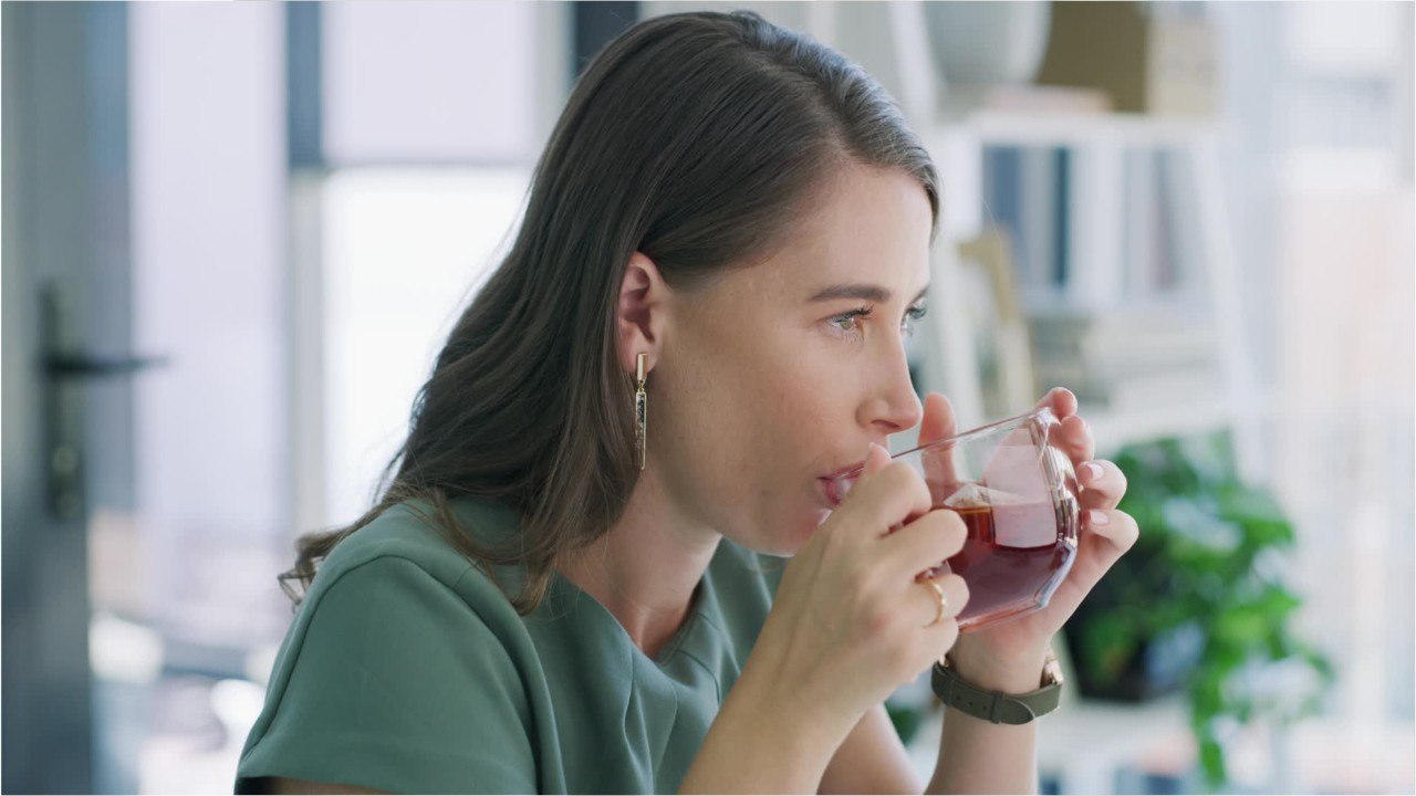 5 best teas to soothe a sore throat