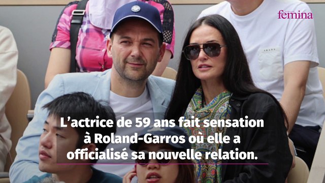 Demi Moore 59 years old she reveals her face without wrinkles and her muscular body in a swimsuit.