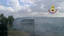 Spento l'incendio della pineta comunale di Gravina di Puglia BA alle operazioni di soccorso hanno partecipato tre squadre a terra e un canadair del
