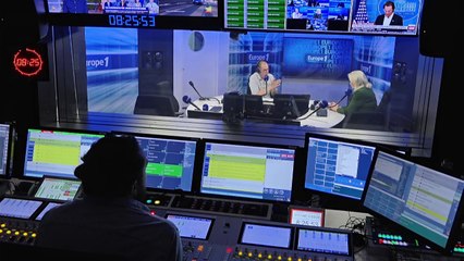 Ukraine : le pétrole russe «sera acheté par d'autres à un prix supérieur», raille Marine Le Pen