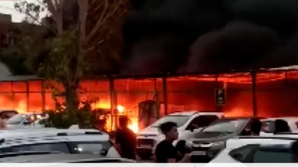 Delhi News: Fire breaks out at metro parking in Jamia Nagar | ABP News