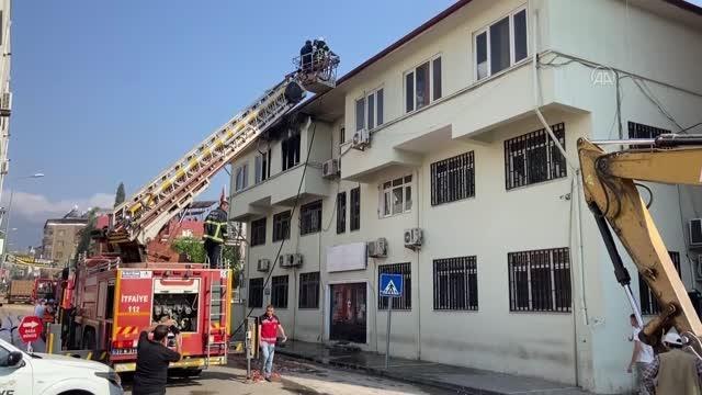 Tarım ve Orman Müdürlüğü binasında çıkan yangın söndürüldü