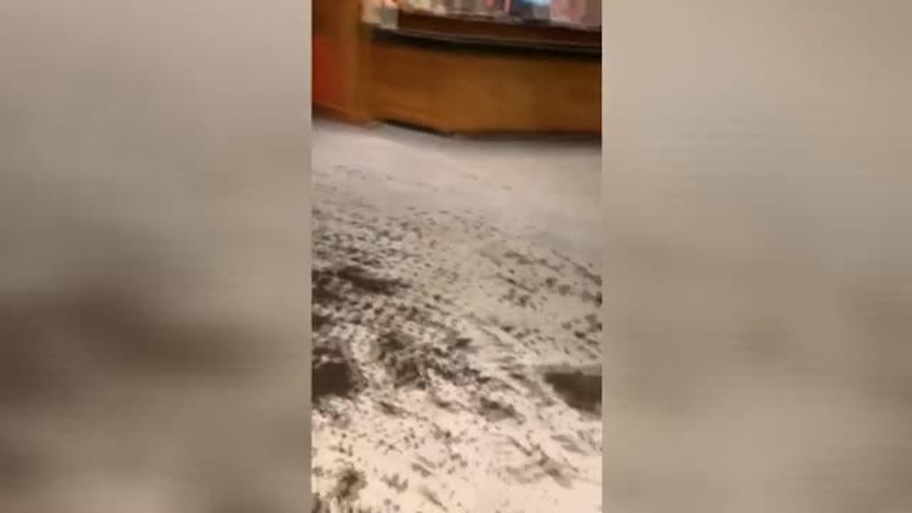 Muere un hombre en un hotel de Bariloche atrapado por un alud de tierra