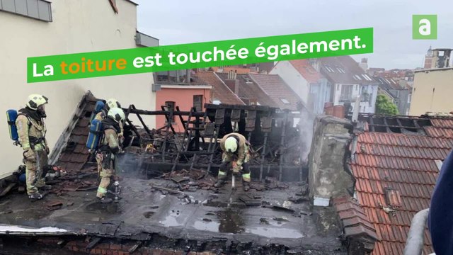 Feu de toiture rue du Métal à Saint-Gilles