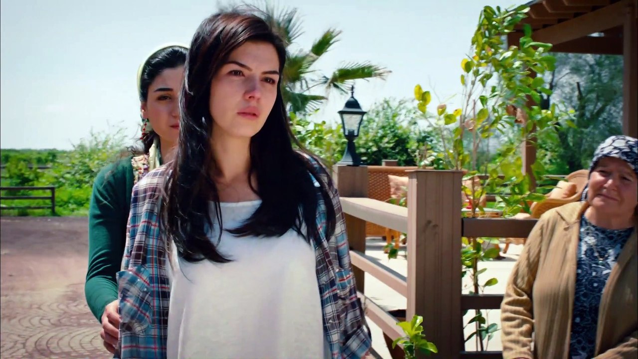 Dila Hanim / Ms. Dila - Episode 60 (English Subtitles)