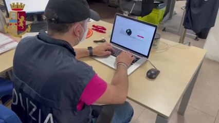 Spiavano ignari cittadini, con 20 euro 'dirette' da case, palestre e piscine