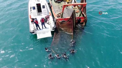Bu alçaklık cezalandırılmalı: 5 bin metrekare boyutunda! Marmara Denizi’nde 30 metre derinlikten ‘dev’ çıkarıldı