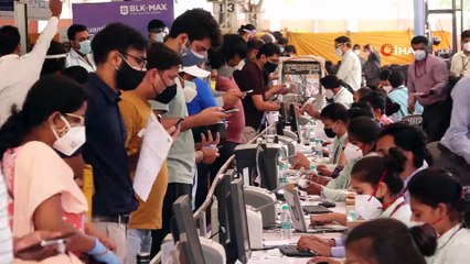 - Hindistan'da vaka sayısı 63 gün sonra ilk kez 100 binin altında- Hindistan'da son 24 saatte 86 bin 498 vaka