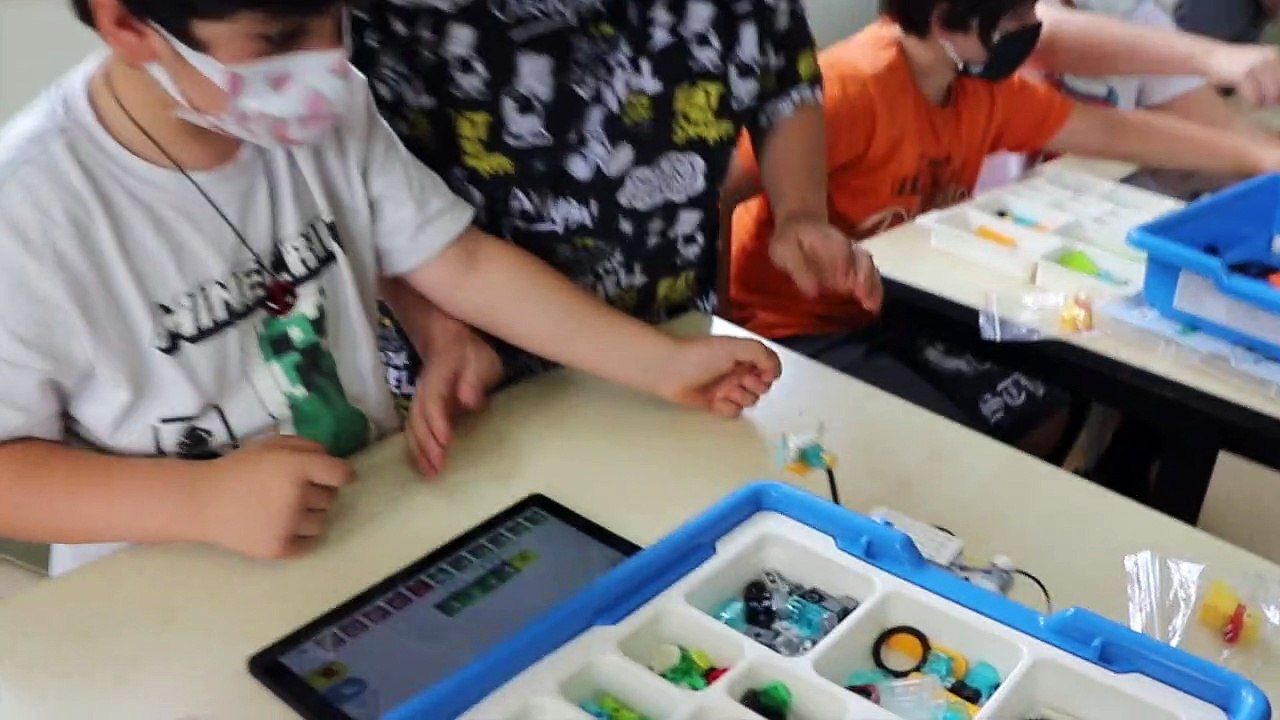 Kartallı Çocuklar Geleceğe ‘Robotik Kodlama Eğitimi’ ile Hazırlanıyor