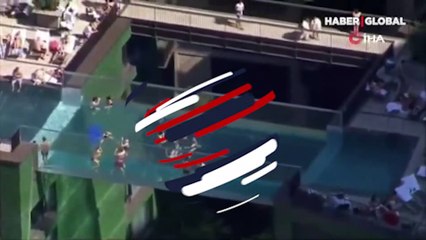 Dünyanın ilk transparan gökyüzü havuzu ziyaretçi akınına uğradı