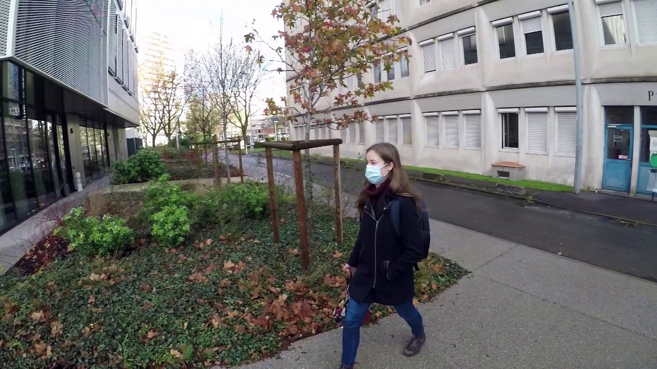 La thèse de Julie – épisode 4 - le Laboratoire LISA et le synchrotron SOLEIL