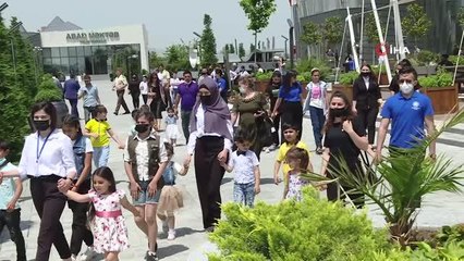 Son dakika haber... Türkiye'den şehit çocukları için yolladığı "Hediye Karavanı" tırı Azerbaycan'a ulaştı