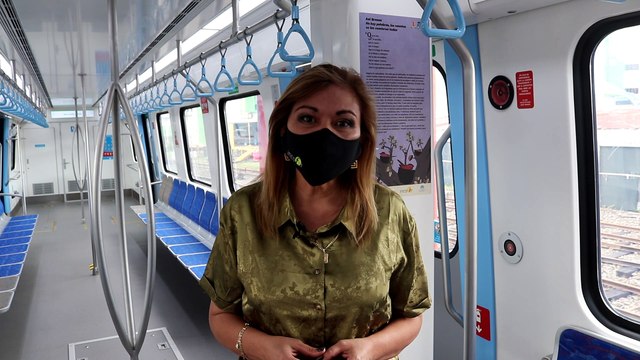 ext-enamorese-de-literatura-cuando-viaja-en-tren-010621