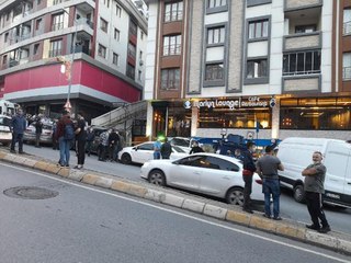 Son dakika... EYÜPSULTAN'DA KAFEDEKİLERE SİLAHLI SALDIRI-1