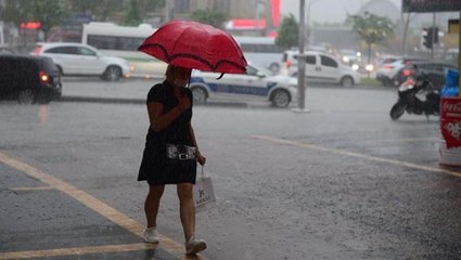 Meteoroloji'den 4 bölgeye ve 3 ile kuvvetli yağış uyarısı