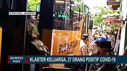 Descargar video: Klaster Keluarga Besar di Cipayung, 24 Orang Positif Covid-19 Dibawa ke Wisma Atlet