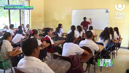 Mined continúa equipando a diferentes centros escolares en el país