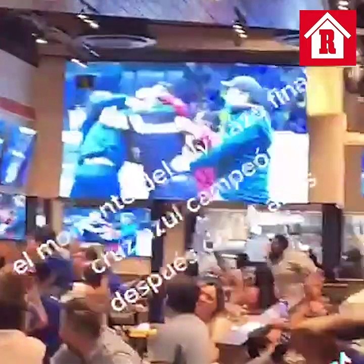 Estos son los MEJORES FESTEJOS de los aficionados de Cruz Azul cuando llegó la novena.