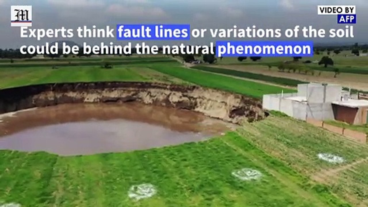 Gigantic sinkhole appears in central Mexico