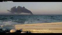 غرق أكبر السفن الحربية الإيرانية في خليج عمان إثر نشوب حريق غامض على متنها