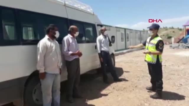 JANDARMA SERVİS ŞOFÖRLERİNİ BİLGİLENDİRDİ