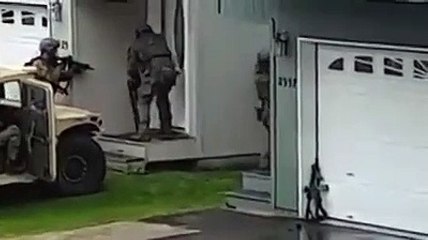 İşte ABD'nin özel timi SWAT'ın rezil olduğu anlar!