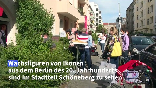 David Bowie und Marlene Dietrich: Wachsfiguren auf Berlins Straßen