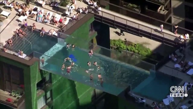 Bu havuza girmek cesaret ister