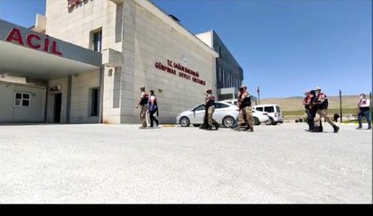 TERÖR OPERASYONUNDA 2'Sİ GÜVENLİK KORUCUSU 4 GÖZALTI