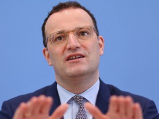 Download Video: Droht eine vierte Corona-Welle? Jens Spahn bereitet sich darauf vor