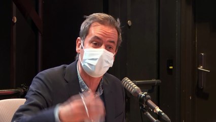 Une croix gammée à l'insu de son plein gré - Tanguy Pastureau maltraite l'info