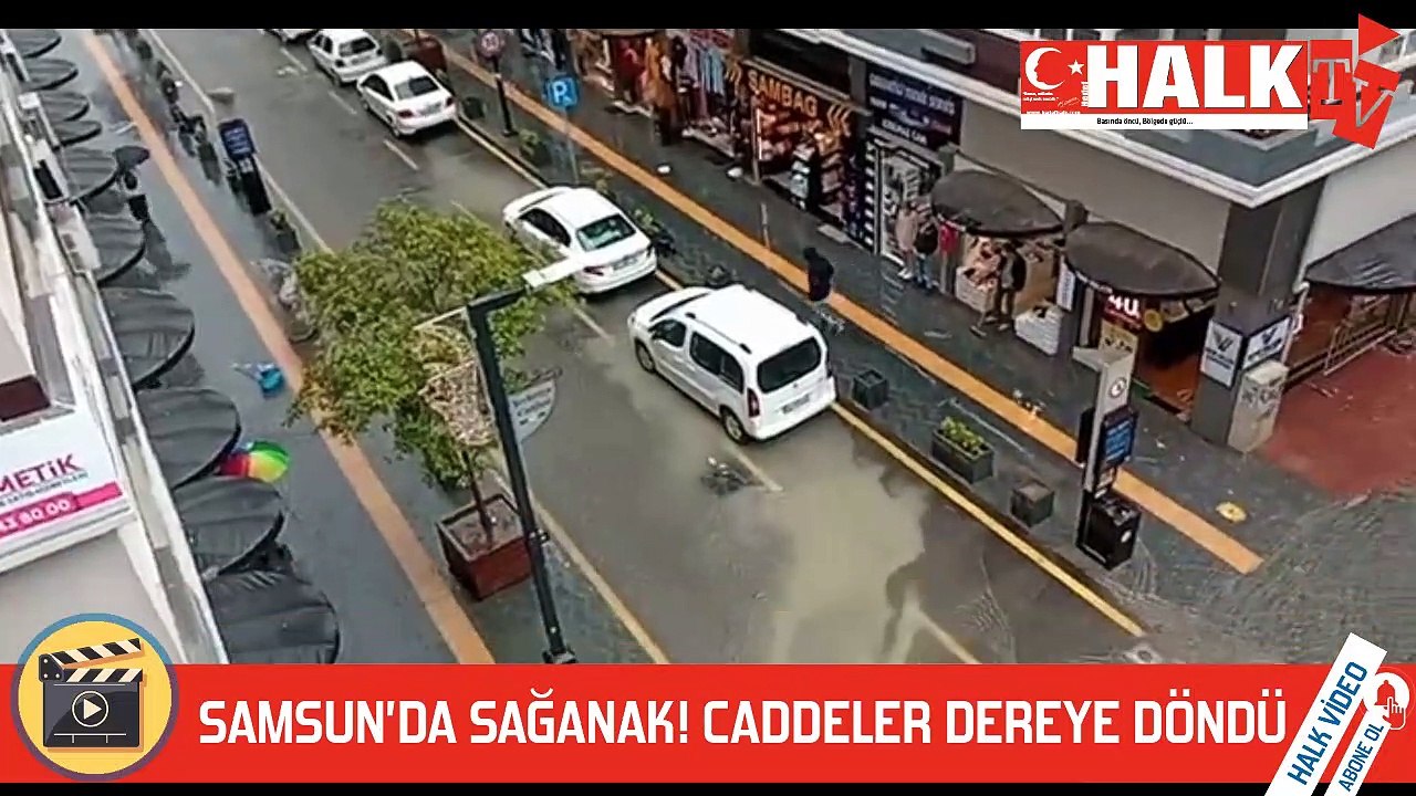 Samsun'da sağanak nedeniyle rögarlar taştı, trafikte aksamalar oldu