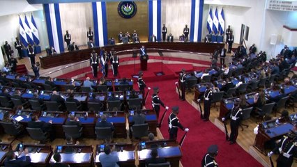 下载视频: Bukele dice que impedirá que los partidos tradicionales vuelvan a gobernar El Salvador