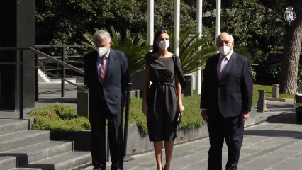 La Reina Letizia, con estreno 'made in Spain' más solidario y feminista