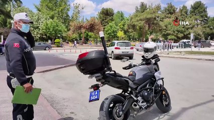 Yayalara geçiş hakkı tanımayan sürücülere ceza yağdı