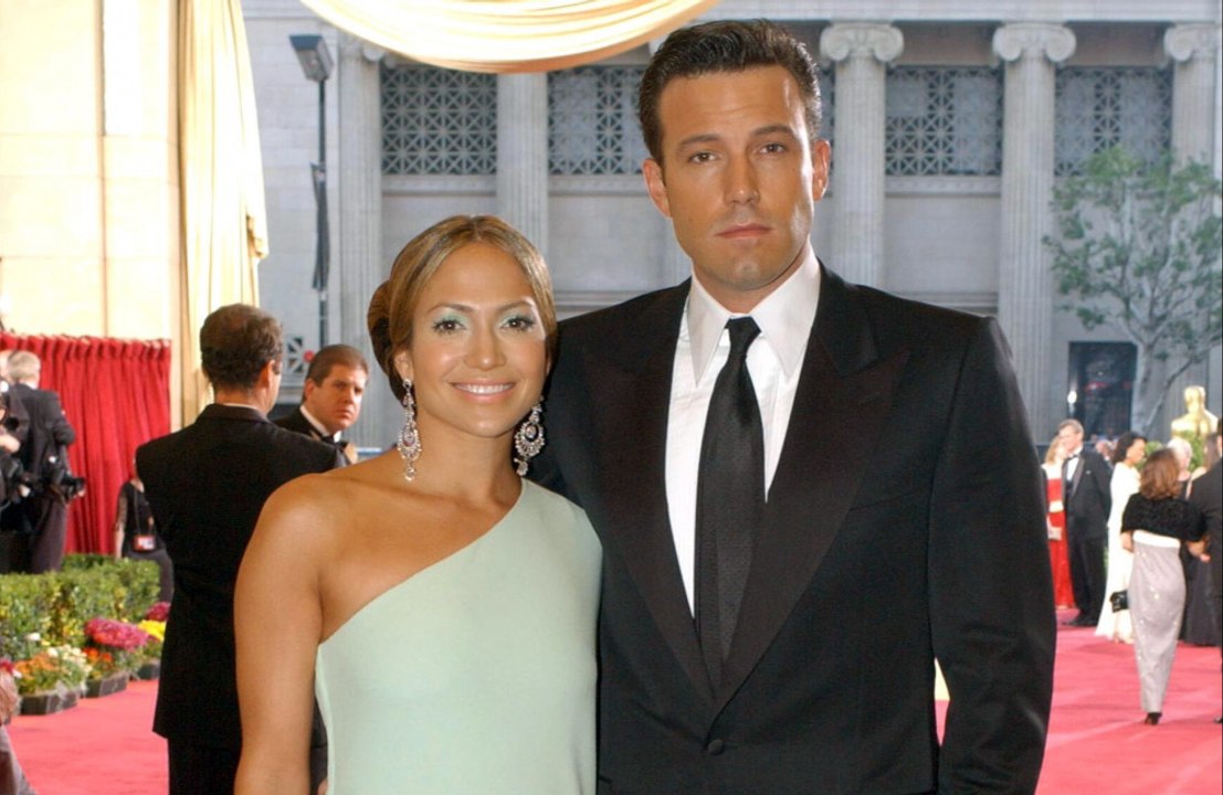 Ben Affleck ve Jennifer Lopez'in sevgi dolu gecesi