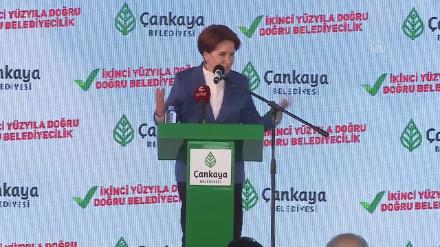 ANKARA - Akşener, Ahlatlıbel Atatürk Parkı'nda düzenlenen toplu açılış ve temel atma törenine katıldı (1)