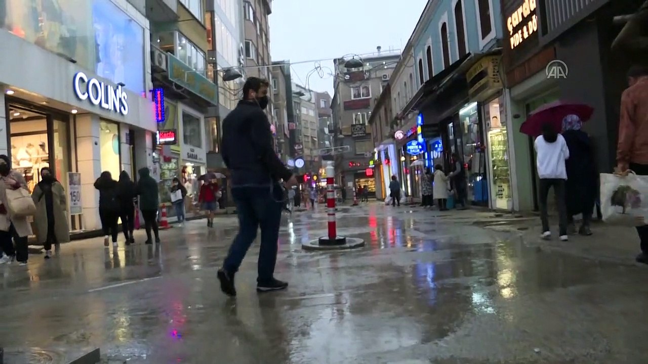 TRABZON - Etkili sağanak