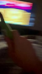 This cat is very smart, look what he did