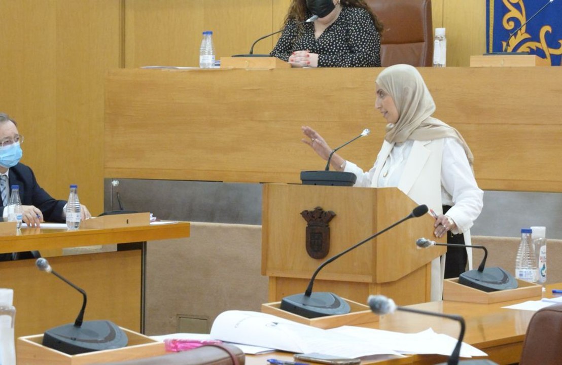 Fatima Hamed Hossain: "Cualquier mujer que haya sido portavoz de un grupo político sabe lo complicado que es"